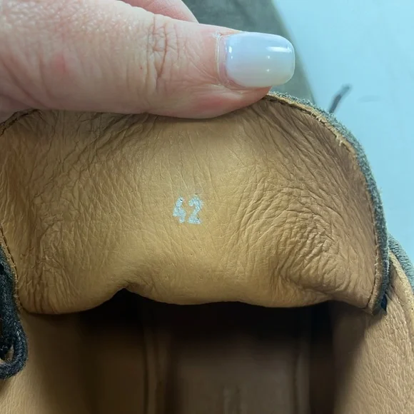 Rodd & Gunn Suede Pebbly Hill Boots - Size 42 - G52-15